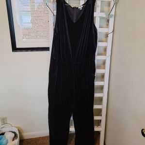 Old Navy Black Velvet V Neck Jumpsuit